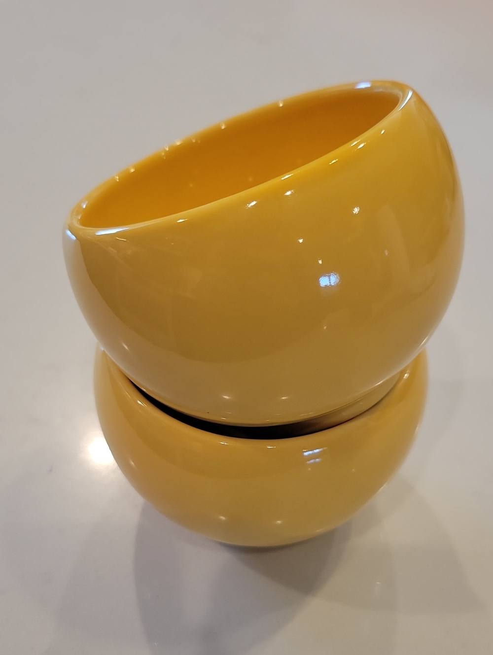 Like New Yellow Vintage Chantal Mini Bowls